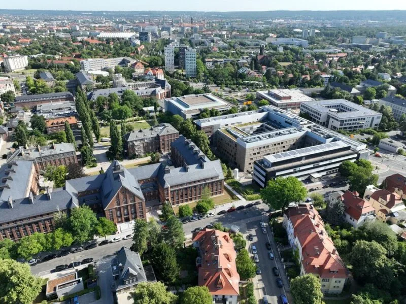 Technische Universität Dresden.